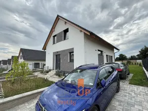 Prodej rodinného domu, Dříteč, 228 m2