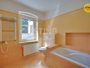 Prodej atypického bytu, Jeseník, Školní, 112 m2