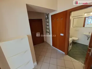 Pronájem bytu 1+kk, Praha - Břevnov, Na Petynce, 40 m2