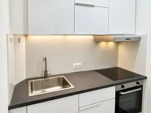 Pronájem bytu 2+1, Praha - Vysočany, U vysočanského pivovaru, 50 m2