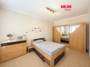 Prodej bytu 2+1, Cheb, Kasární náměstí, 54 m2