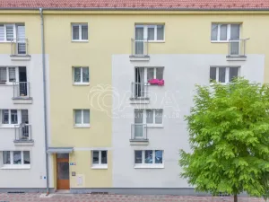 Prodej bytu 2+1, Teplice, Ruská, 61 m2