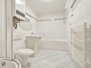 Pronájem rodinného domu, Praha - Štěrboholy, Pod areálem, 324 m2
