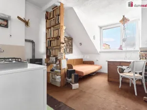 Prodej bytu 1+kk, Karlovy Vary, Bělehradská, 19 m2