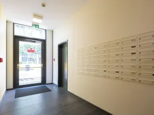 Pronájem bytu 3+kk, Praha - Karlín, Sokolovská, 88 m2