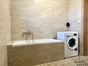Prodej podílu 5/6 rodinného domu, Rosice, 128 m2