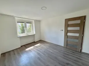 Pronájem bytu 2+kk, Ostrava, Baranovova, 49 m2
