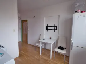 Pronájem bytu 1+1, Modřice, Husova, 44 m2
