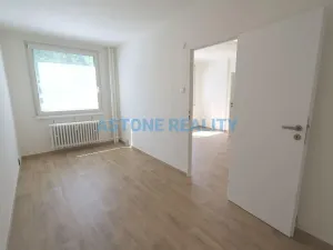 Pronájem bytu 3+1, Praha - Strašnice, Pod strání, 68 m2