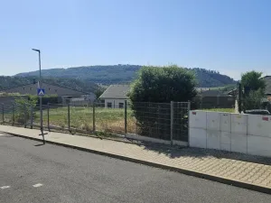 Prodej pozemku pro bydlení, Králův Dvůr - Křižatky, Na Vinohradech, 714 m2