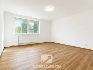 Prodej rodinného domu, Stará Paka - Ústí, 300 m2
