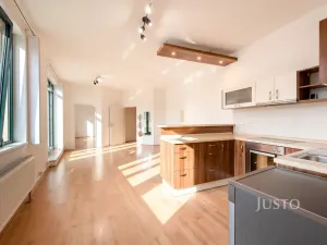 Pronájem bytu 2+kk, Praha - Smíchov, Holečkova, 54 m2