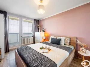 Prodej bytu 3+kk, Praha, Bohúňova, 61 m2