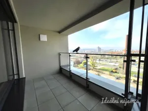 Pronájem bytu 2+kk, Praha - Vysočany, Pechmanových, 57 m2