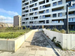 Pronájem bytu 2+kk, Praha - Vysočany, Pechmanových, 57 m2