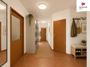 Prodej bytu 4+1, Chrášťany, Žlutá, 100 m2