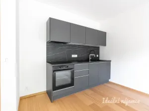 Pronájem bytu 1+kk, Praha - Modřany, Vrátnická, 40 m2