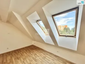 Pronájem bytu 3+kk, Praha - Hrdlořezy, Českobrodská, 75 m2