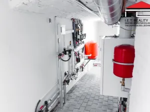 Prodej bytu 3+kk, Frýdek-Místek, Zámecké nám., 89 m2