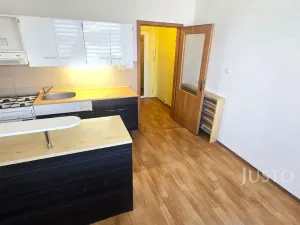 Pronájem bytu 1+1, Písek - Budějovické Předměstí, nábřeží 1. máje, 42 m2