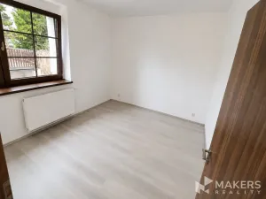 Pronájem bytu 2+kk, Praha - Strašnice, Doubravčická, 44 m2