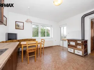 Prodej rodinného domu, Sezemice - Kladina, 202 m2