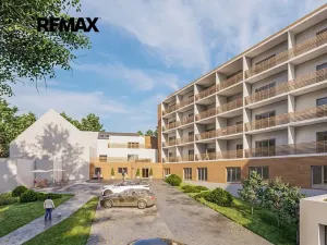 Prodej komerční nemovitosti, Doksy, 1850 m2