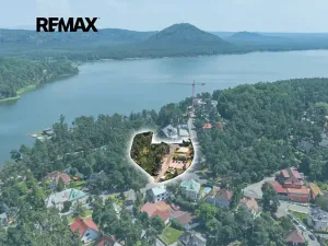 Prodej komerčního pozemku, Doksy, 3913 m2