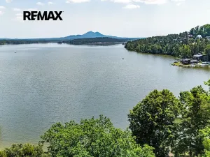 Prodej komerčního pozemku, Doksy, 3913 m2