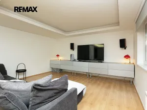 Pronájem vily, Praha - Nebušice, Na Malé Šárce, 302 m2