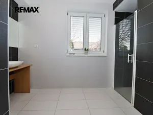 Prodej rodinného domu, Mikulovice, V Loučkách, 231 m2