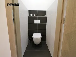 Prodej rodinného domu, Mikulovice, V Loučkách, 231 m2