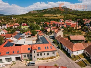 Prodej bytu 3+kk, Bavory, 67 m2