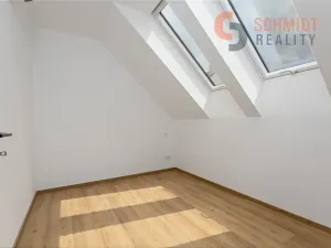 Prodej bytu 3+kk, Bavory, 67 m2
