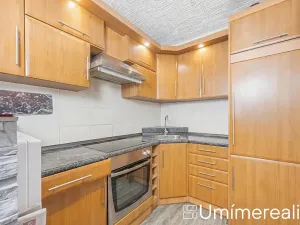 Prodej bytu 2+kk, Praha - Horní Měcholupy, Neapolská, 43 m2