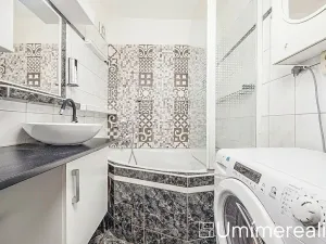 Prodej bytu 2+kk, Praha - Horní Měcholupy, Neapolská, 43 m2