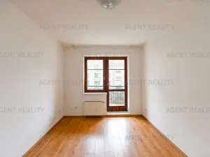 Pronájem bytu 2+kk, Praha - Břevnov, Slavníkova, 57 m2