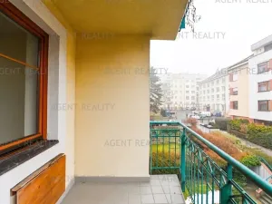 Pronájem bytu 2+kk, Praha - Břevnov, Slavníkova, 57 m2