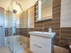 Prodej rodinného domu, Všejany, Na Prstýnku, 256 m2