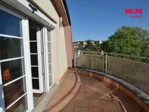 Pronájem bytu 3+1, Praha - Hloubětín, V Novém Hloubětíně, 162 m2