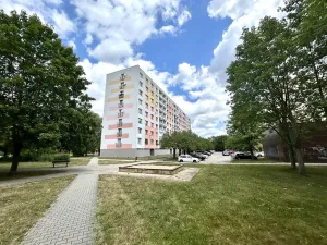 Prodej bytu 3+1, Pardubice, Bartoňova, 64 m2