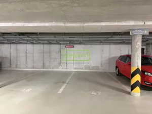 Pronájem garážového stání, Dobřichovice, Anežky České, 15 m2