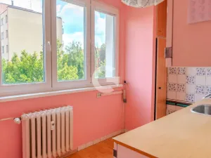 Prodej bytu 3+1, Zlín - Malenovice, Husova, 69 m2