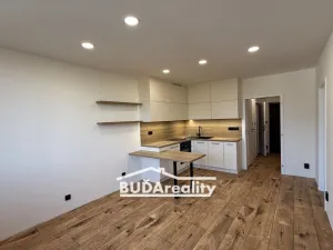 Prodej bytu 2+kk, Otrokovice, J. Jabůrkové, 58 m2