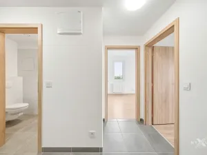 Pronájem bytu 2+kk, Praha - Strašnice, Strančická, 52 m2