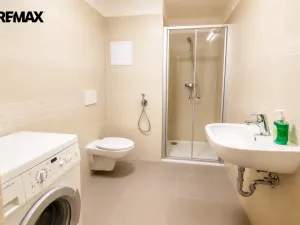 Prodej bytu 1+kk, Hradec Králové, V Koutech, 37 m2