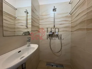 Pronájem bytu 1+1, Praha - Vršovice, 28. pluku, 43 m2