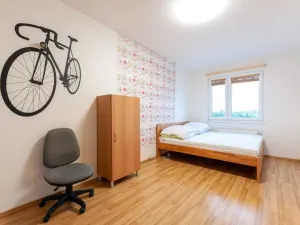 Pronájem bytu 2+kk, Praha - Uhříněves, Sušilova, 61 m2