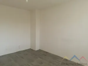 Pronájem bytu 2+1, Bruntál, tř. Obr. míru, 60 m2