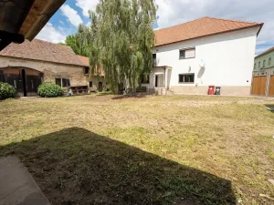 Prodej komerční nemovitosti, Račiněves, 435 m2